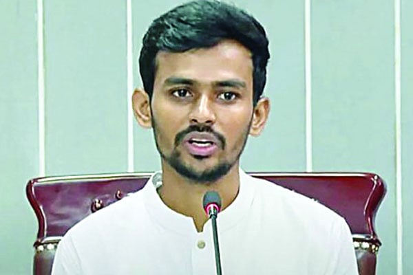 রাজনৈতিক দল খোলার অভিপ্রায় নেই