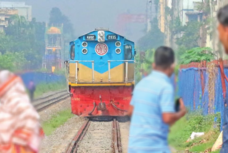 রাজধানীতে ট্রেনের ধাক্কায় অজ্ঞাত নারীর মৃত্যু