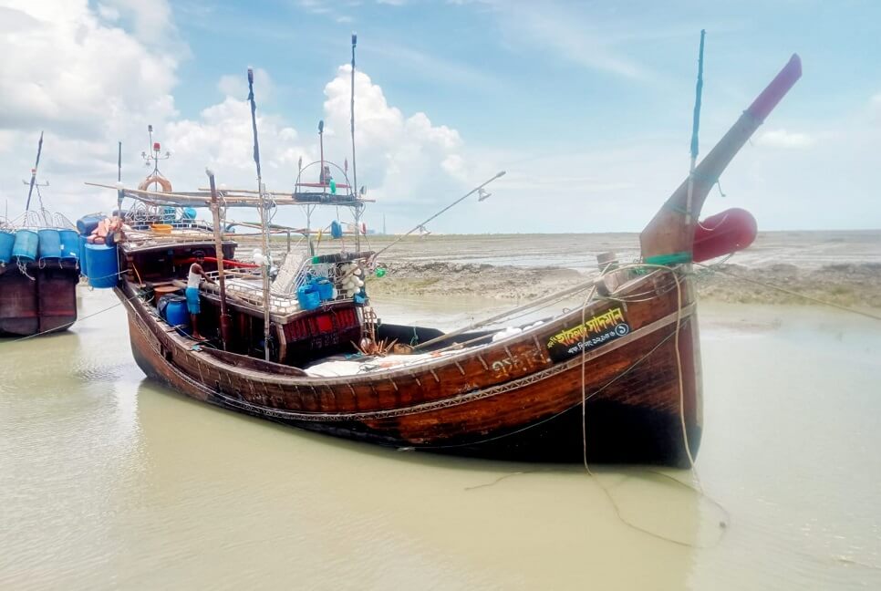 কুতুবদিয়ার মাছ ধরার ট্রলারে ডাকাতি