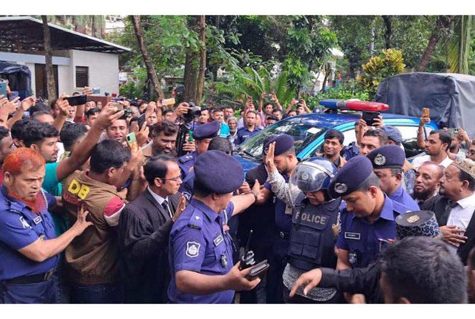 হত্যা মামলায় সাবেক শিল্পমন্ত্রী নূরুল মজিদ কারাগারে