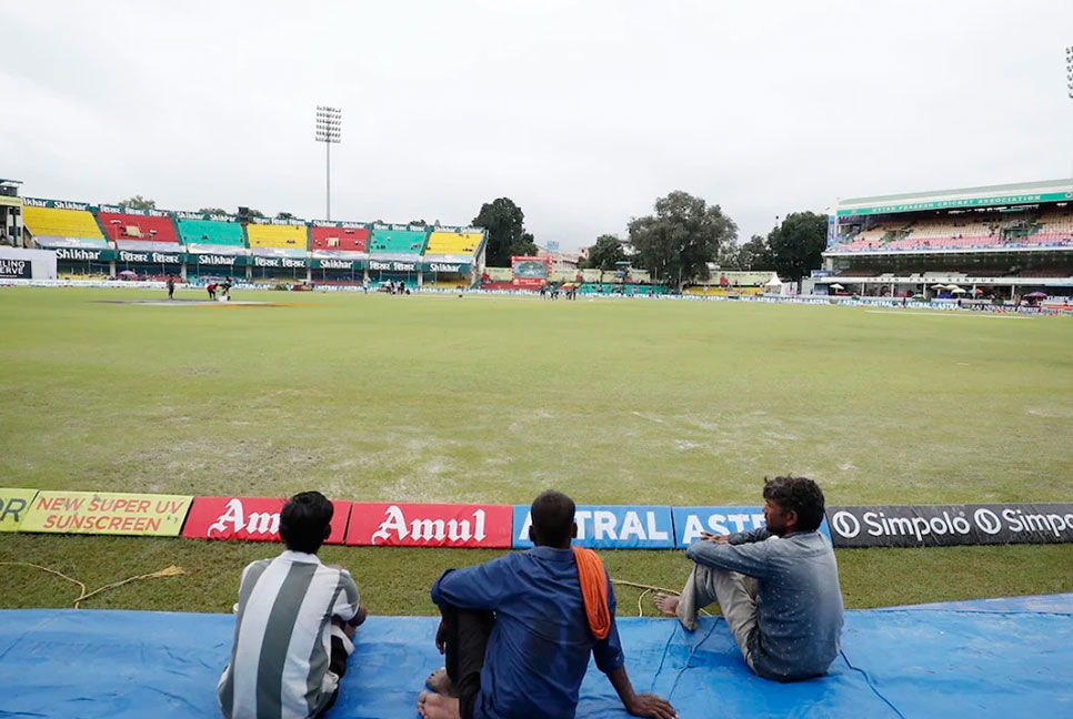 কানপুর টেস্টের তৃতীয় দিন; প্রথম সেশন পণ্ড