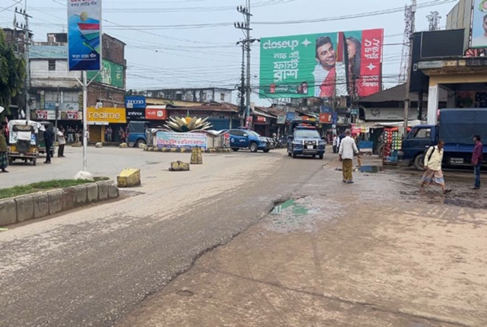 শিক্ষক নিহতের ঘটনায় খাগড়াছড়িতে ১৪৪ ধারা জারি

