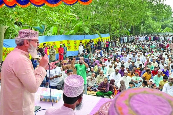 স্বৈরশাসক দেশে ভিন্নমত সহ্য করতে পারত না