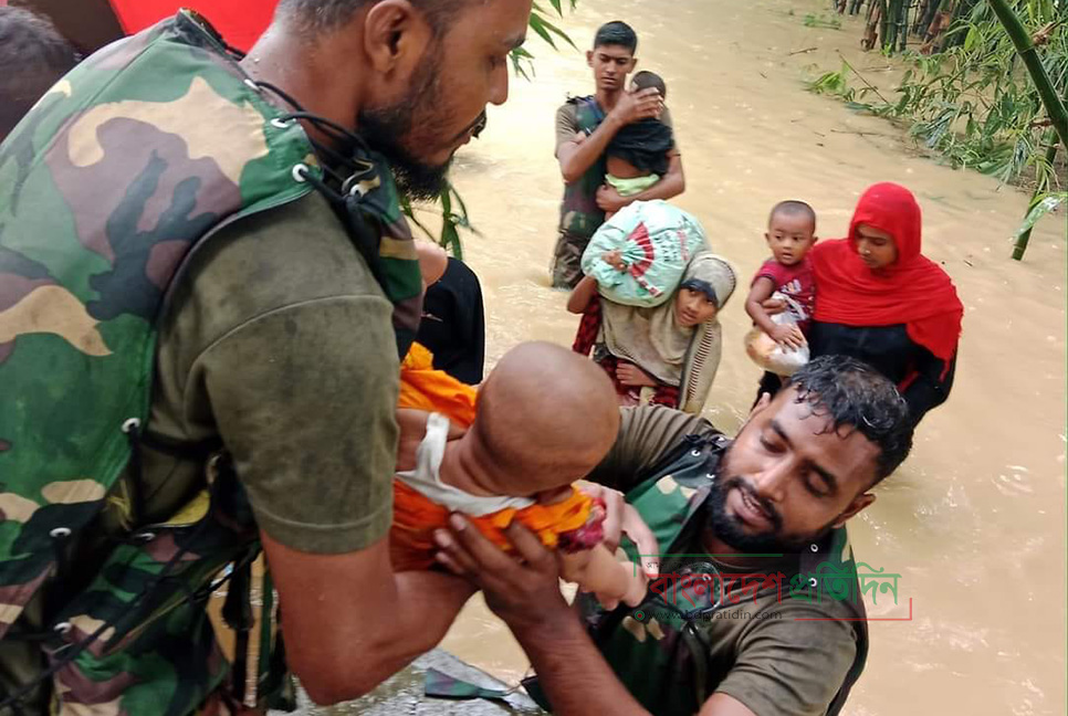 হালুয়াঘাটে বন্যা পরিস্থিতির আরও অবনতি, উদ্ধারে সেনাবাহিনী 