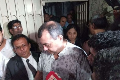 আদালত থেকেই মুক্ত সাবের হোসেন চৌধুরী
