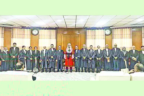 শপথ নিলেন হাই কোর্টের নতুন ২৩ বিচারপতি