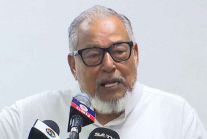 গুজব ছড়িয়ে পতিত স্বৈরাচারের দোসররা বিশৃঙ্খলার পাঁয়তারা করছে : নজরুল