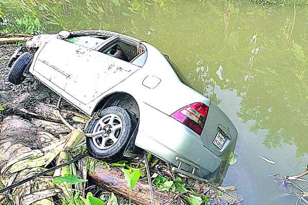 কুয়াকাটা দেখে বাড়ি ফেরা হলো না