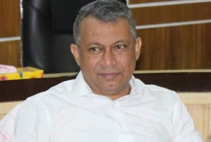 স্ত্রী-ছেলেসহ একরাম চৌধুরীর বিরুদ্ধে দুদকে আবেদন