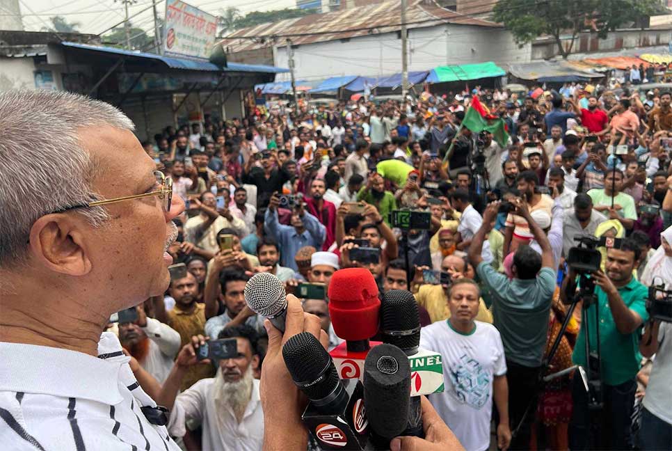 শেখ হাসিনা কখনো বাংলাদেশের মানুষের জন্য রাজনীতি করেননি : নীরব