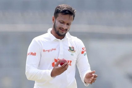 বাদ সাকিব, মিরপুর টেস্টে হাসান মুরাদ