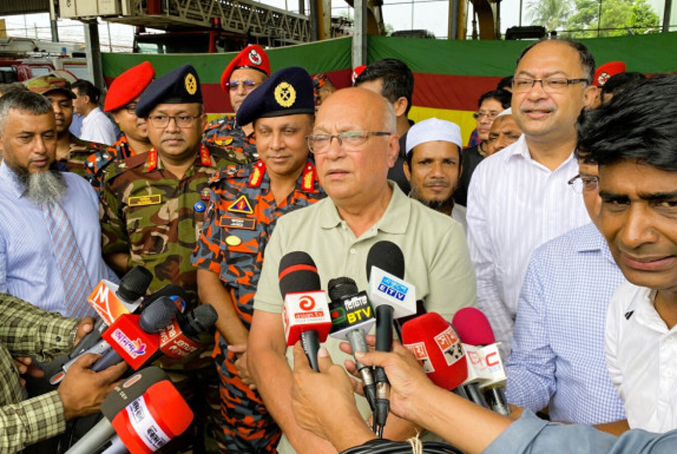 বন্যায় ৬০ লাখ হেক্টর জমির ফসল নষ্ট হয়েছে : ত্রাণ উপদেষ্টা

