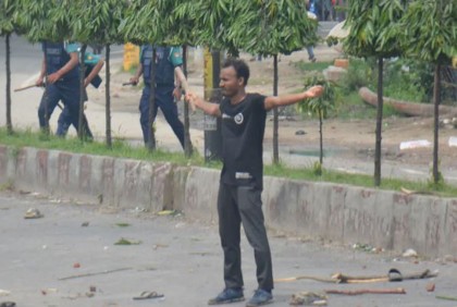 অনার্স পাস করলেন শহীদ আবু সাঈদ
