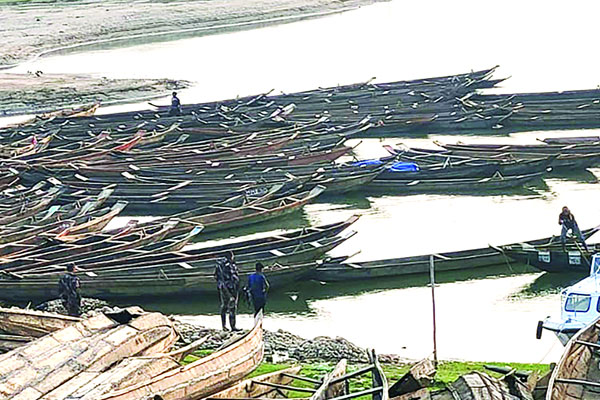 সিলেটে ২০০ কোটি টাকার পাথর লুট