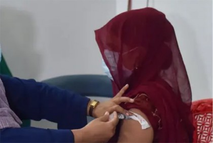 জরায়ুমুখ ক্যান্সার প্রতিরোধে টিকা দান শুরু ২৪ অক্টোবর 