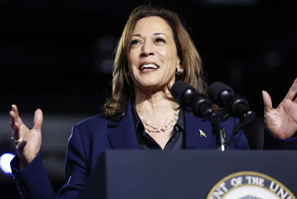 নারী প্রেসিডেন্টের জন্য প্রস্তুত আমেরিকা : কমালা হ্যারিস