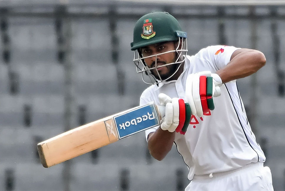 জাদেজা-স্টোকসের পাশে মিরাজ