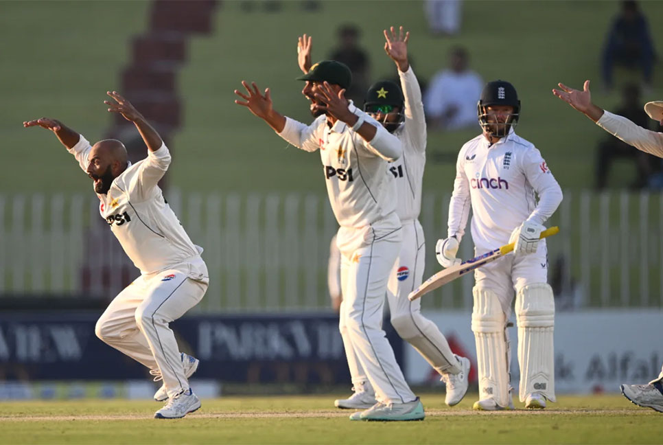 পাকিস্তানের জয়ের পরও শোয়েবের আপত্তি!