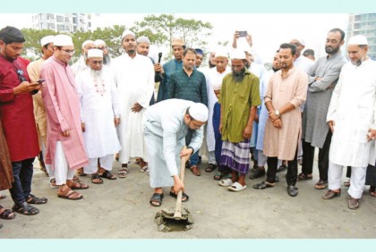 বসুন্ধরা আবাসিক এলাকায় বাইতুর রহমান জামে মসজিদের নির্মাণকাজ উদ্বোধন