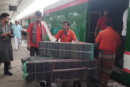 পণ্য ছাড়াই রাজশাহী ছাড়ল কৃষিপণ্য স্পেশাল ট্রেন