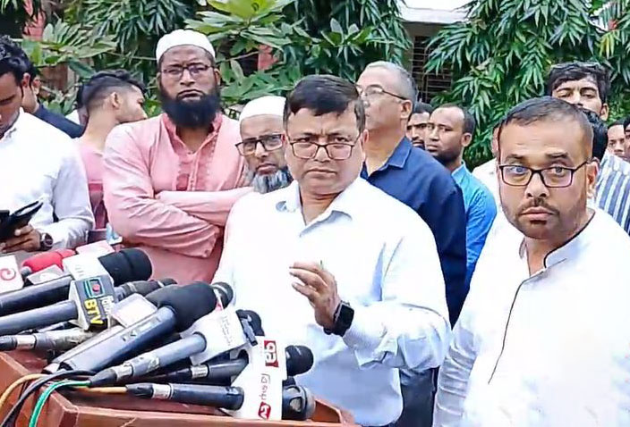 বেরোবিতে লেজুড়বৃত্তিক রাজনীতি নিষিদ্ধ, শিক্ষকসহ বরখাস্ত ৯