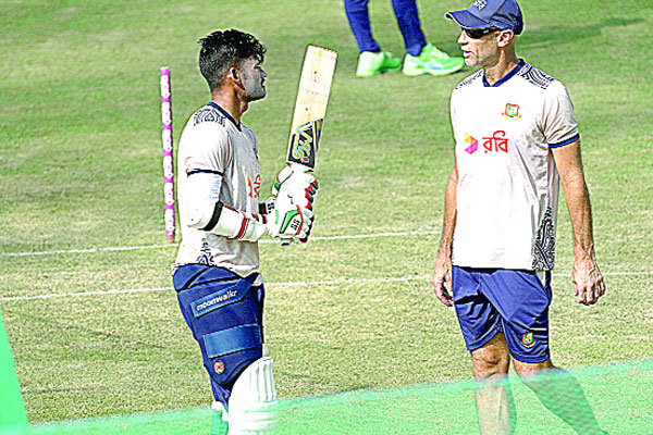 চট্টগ্রামে কী অপেক্ষা করছে