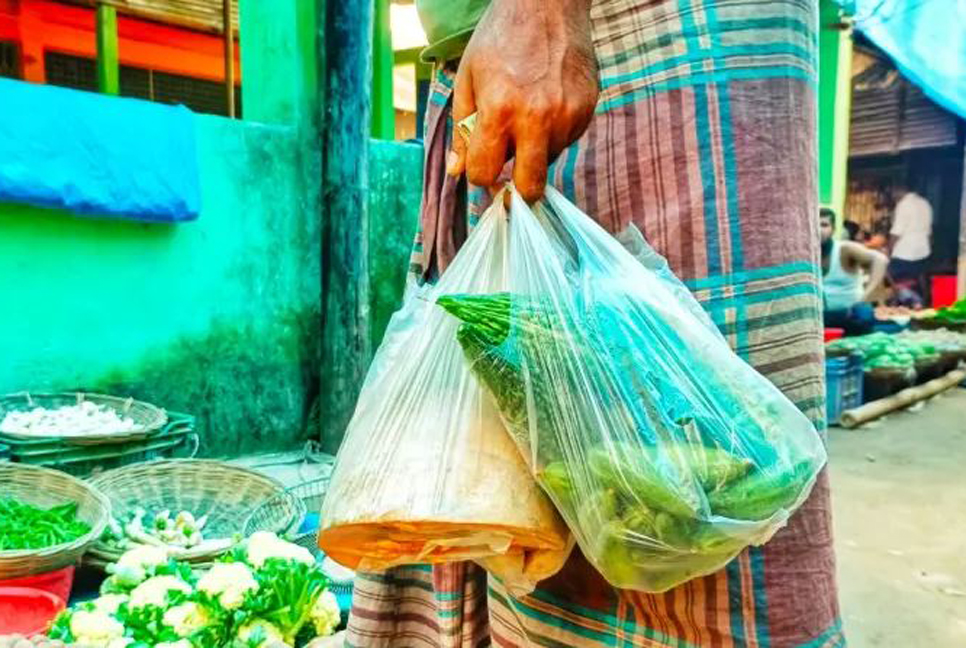 পলিথিন বন্ধে অভিযান মনিটরিংয়ে পাঁচ সদস্যের কমিটি