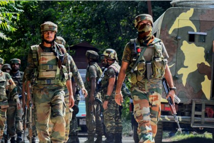 কাশ্মিরে সেনাবাহিনীর গুলিতে গেরিলা নিহত