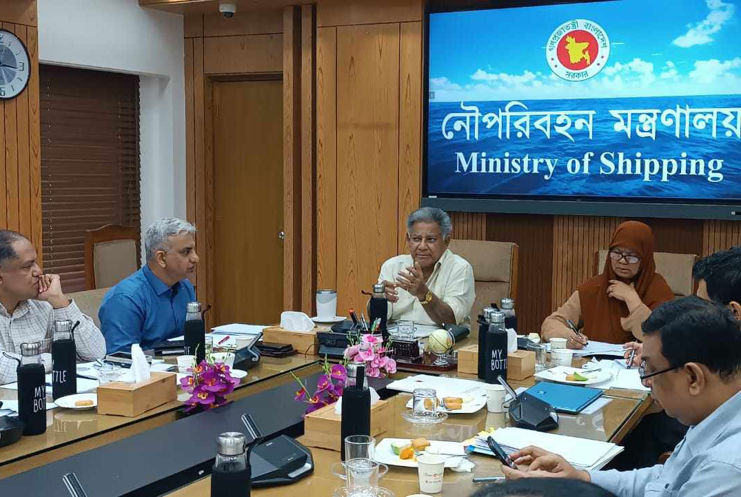 ‘ন্যাশনাল মেরিটাইম পোর্ট স্ট্র্যাটেজি’ প্রণয়নের উদ্যোগ গ্রহণ করেছে সরকার: নৌ উপদেষ্টা