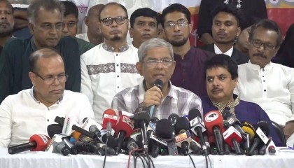 ‘আওয়ামী লীগ দেশটাকে এমনভাবে নষ্ট করেছে যে রাতারাতি পরিবর্তন সম্ভব নয়’

