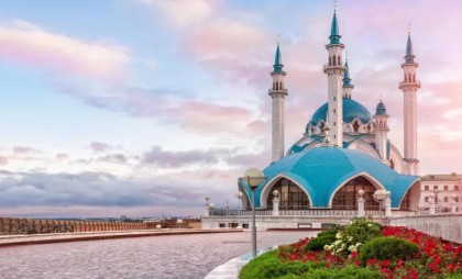 অন্যের জন্য বসার জায়গা করে দেওয়া সওয়াবের কাজ