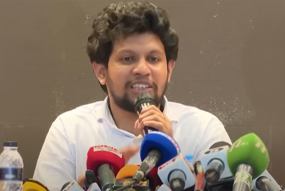 গণভবন স্মৃতি জাদুঘর জনগণের ‘পেইন ও গ্লোরি’ ধারণ করবে : মাহফুজ আলম

