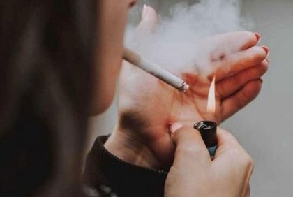 ৪ বছরে দ্বিগুণ হয়েছে নারী ধূমপায়ীর সংখ্যা