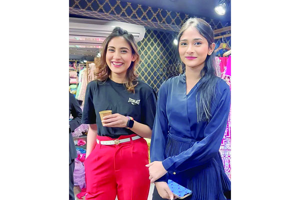 দুই বোনের গল্প
