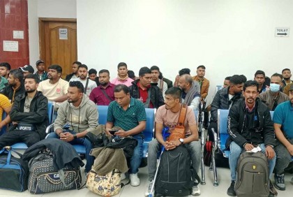 লেবানন থেকে ফিরেছেন আরও ৭০ বাংলাদেশি

