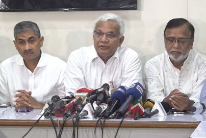 অন্তর্বর্তী সরকারকে ব্যর্থ করতে ষড়যন্ত্র চলছে: এ জেড এম জাহিদ

