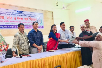 বিশ্বনাথে কৃষকদের মাঝে বীজ ও সার বিতরণ