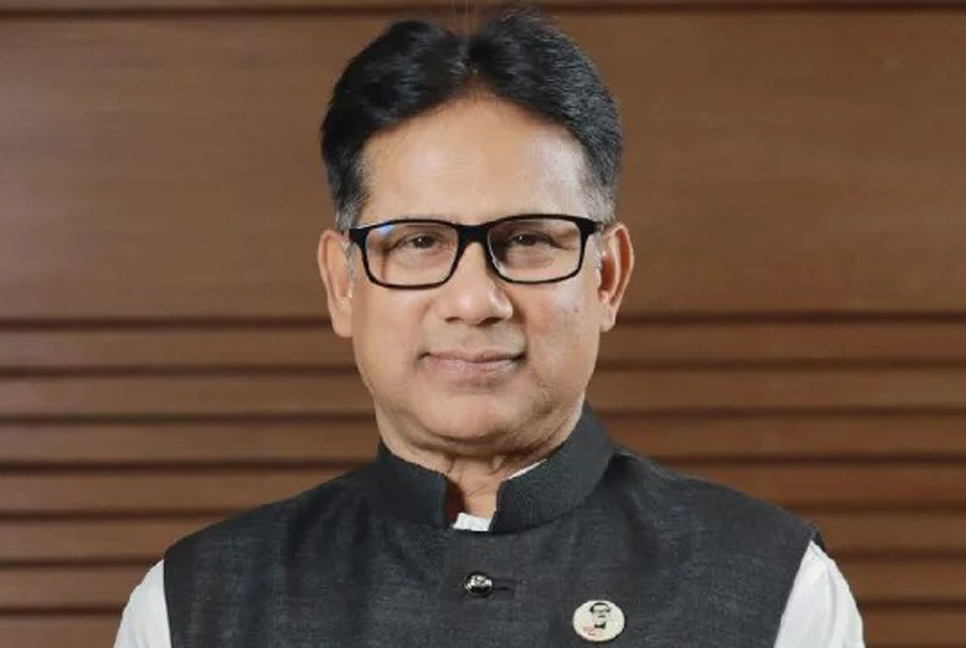 স্ত্রীসহ সালাম মুর্শেদীর বিরুদ্ধে হামলা-ভাঙচুরের মামলা