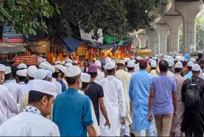 সোহরাওয়ার্দীর কয়েক কিলোমিটার জুড়ে শুধুই আলেম-ওলামা