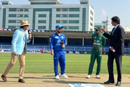 টস হেরে ফিল্ডিংয়ে বাংলাদেশ