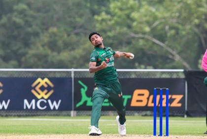 মোস্তাফিজের বোলিং তোপে ধুঁকছে আফগানিস্তান
