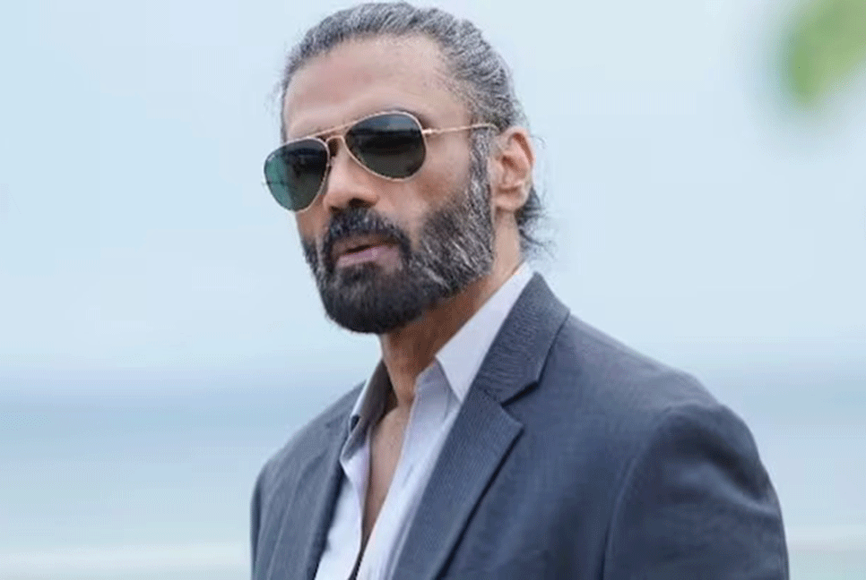 শুটিং ফ্লোরে আহত হয়ে হাসপাতালে সুনীল শেট্টি