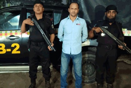 জেনেভা ক্যাম্পের ‘বোমা আরমান’ গ্রেফতার