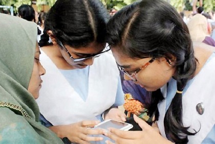 এইচএসসির খাতা পুনর্নিরীক্ষণ আবেদন বেশি ঢাকা বোর্ডে, কম আলিমে