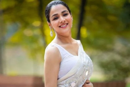 ‘লীলা মন্থন’ নিয়ে আসছেন রুনা