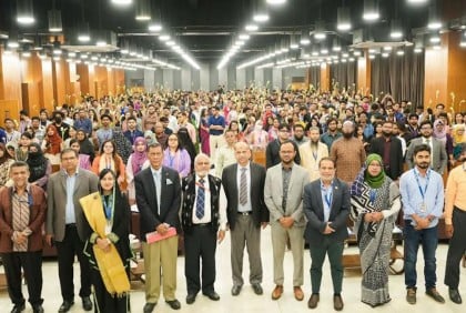 ফল সেমিস্টারের শিক্ষার্থীদের স্বাগত জানাল সাউথইস্ট ইউনিভার্সিটি