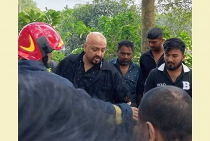 মাদারীপুরে সড়ক দুর্ঘটনায় আহত চিত্রনায়ক রুবেল