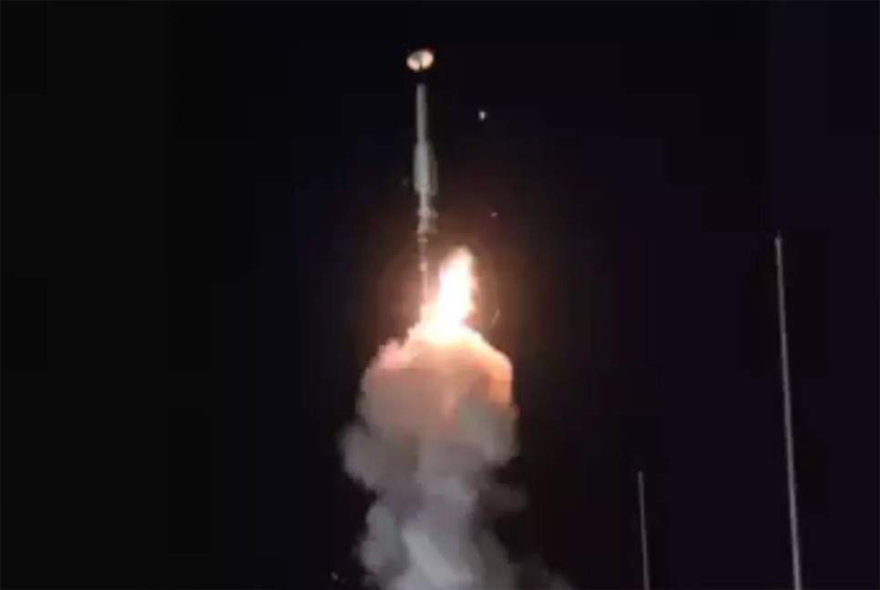 দূরপাল্লার হাইপারসনিক ক্ষেপণাস্ত্র ছুঁড়ল ভারত