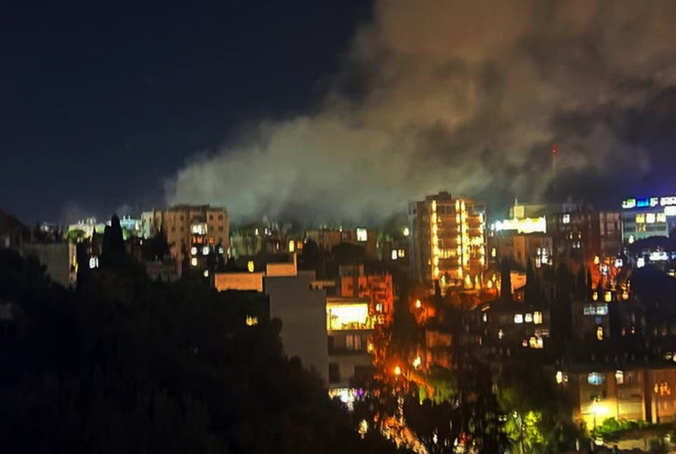 অন্ধকারে ইসরায়েলের হাইফা নগরী, দফায় দফায় ক্ষেপণাস্ত্র ও ড্রোন হামলা