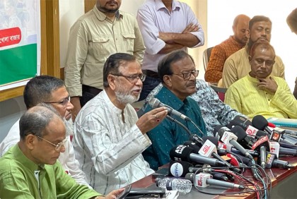 ‘আওয়ামী লীগের প্রেতাত্মারা ইউনূস সরকারকে ট্রাফিক জ্যামে ফেলে দিয়েছে’

